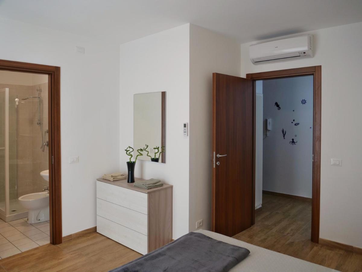 Wind Rose House - Bicamere, Parcheggio Fronte Mare Apartamento