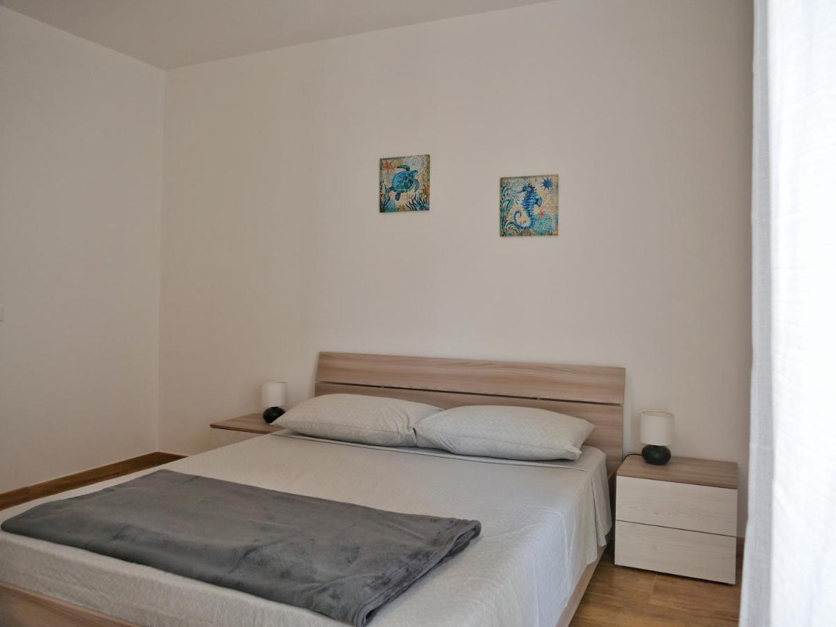 Wind Rose House - Bicamere, Parcheggio Fronte Mare Apartamento