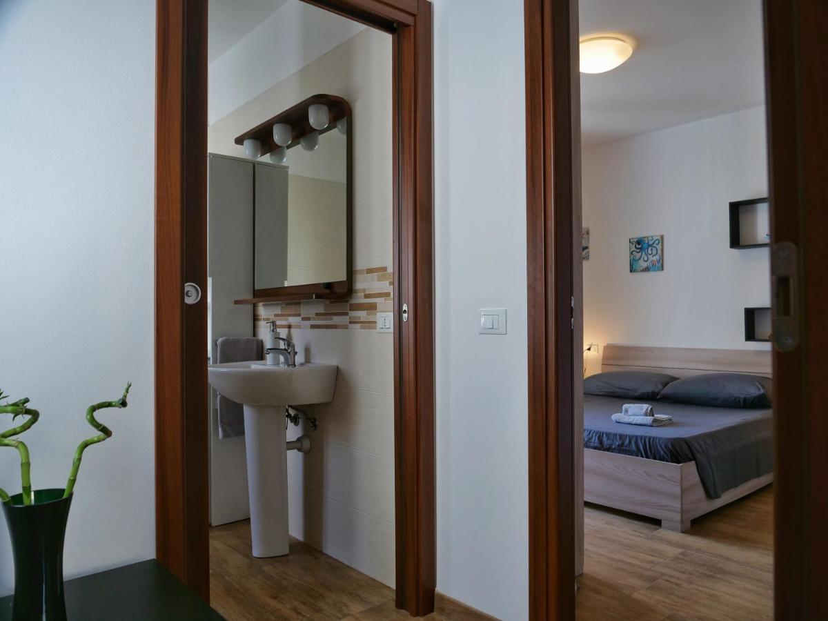 Wind Rose House - Bicamere, Parcheggio Fronte Mare Apartamento *